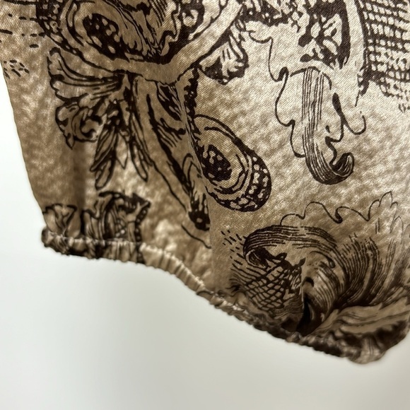 BCBG Max Azria Brown Beige L Baroque Print Long Sleeve Open Back Silk Blouse - Picture 8 of 12
